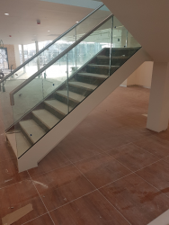 After picture of onsite coating of Land Rover showroom, Southend, Essex.